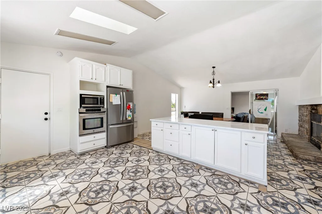 581 Betty, Pahrump, NV 89060