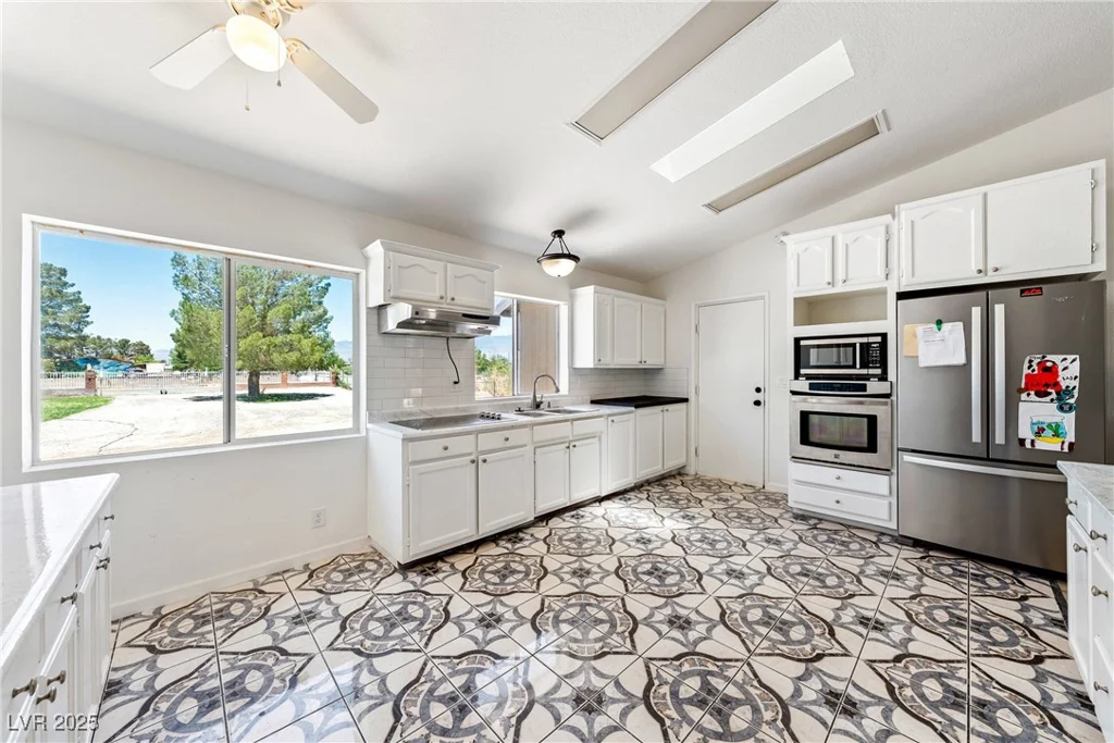 581 Betty, Pahrump, NV 89060