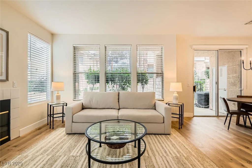 251 Green Valley, Henderson, NV 89012