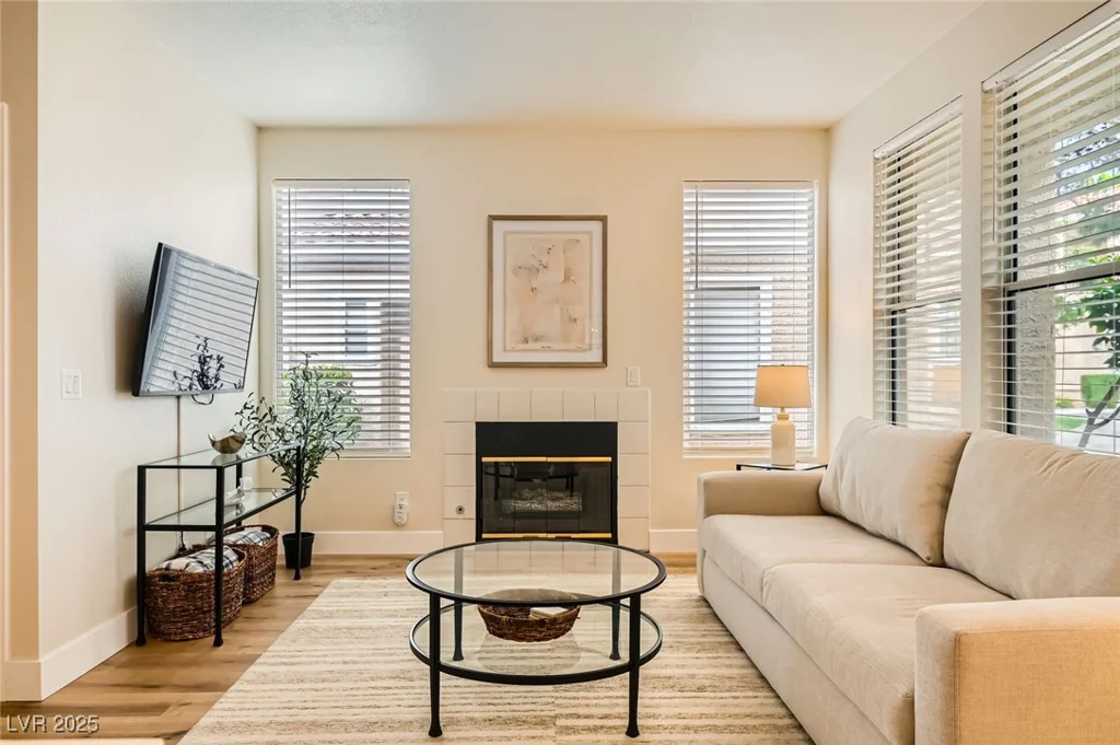 251 Green Valley, Henderson, NV 89012