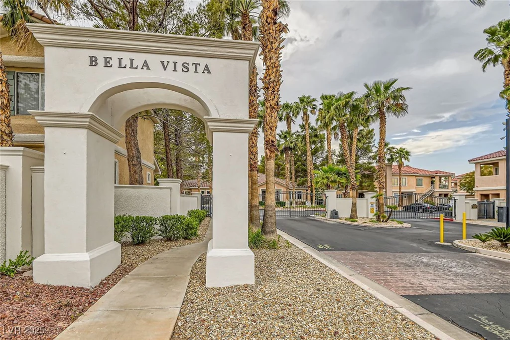 251 Green Valley, Henderson, NV 89012