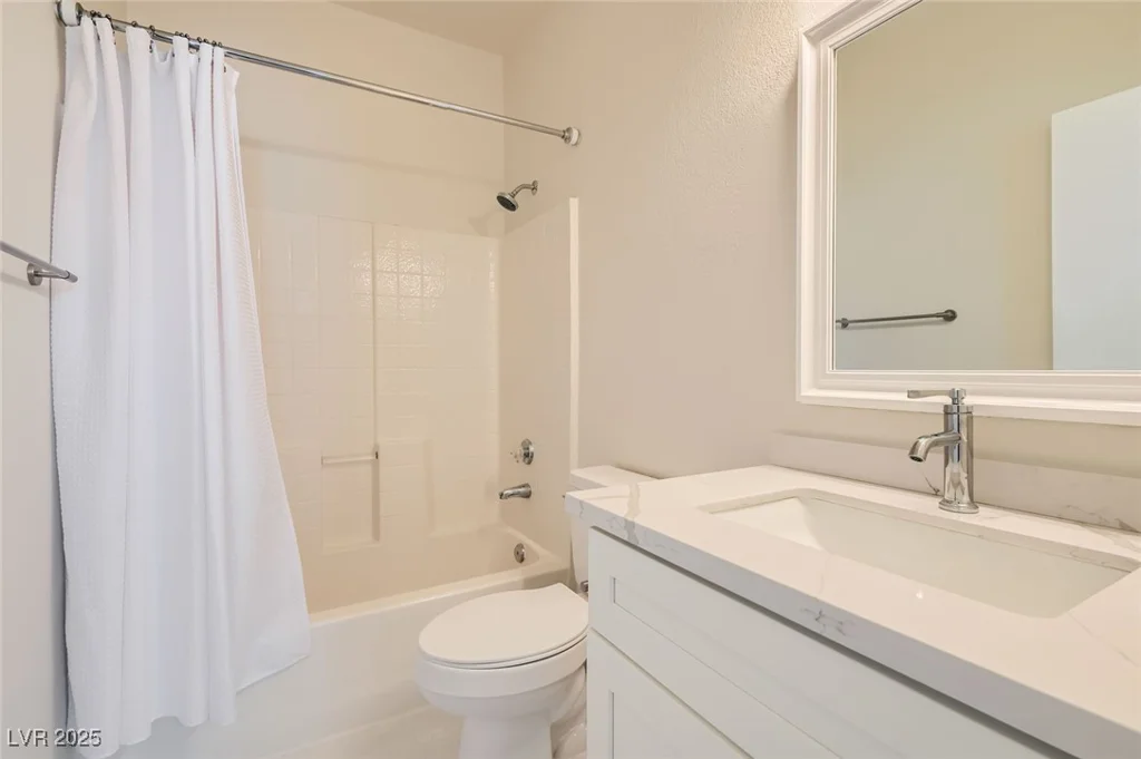 251 Green Valley, Henderson, NV 89012
