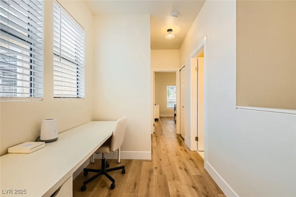 251 Green Valley, Henderson, NV 89012