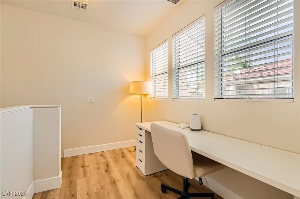 251 Green Valley, Henderson, NV 89012