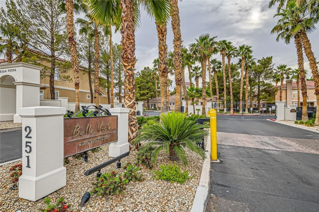251 Green Valley, Henderson, NV 89012