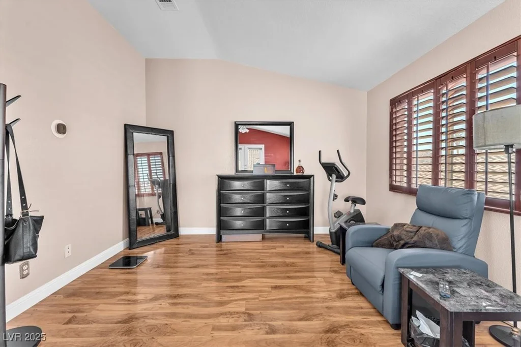 2104 Spanish Town, North Las Vegas, NV 89031