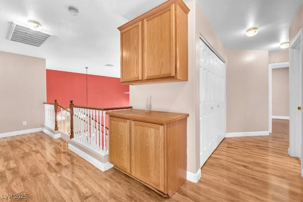 2104 Spanish Town, North Las Vegas, NV 89031
