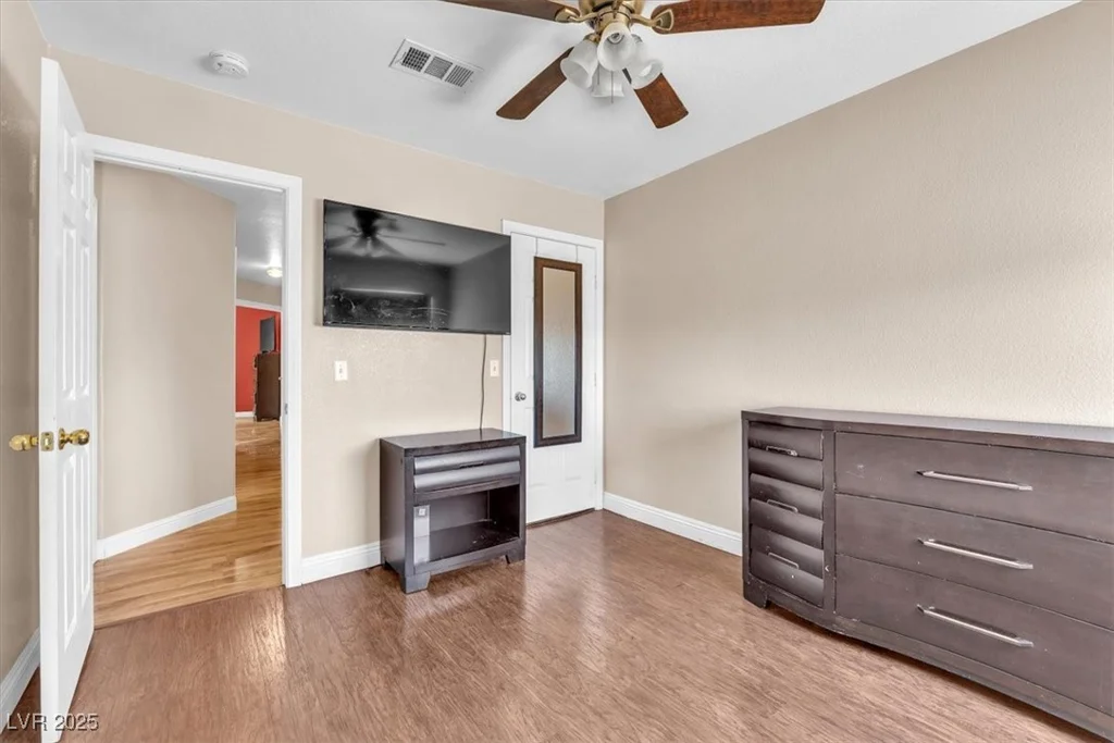 2104 Spanish Town, North Las Vegas, NV 89031