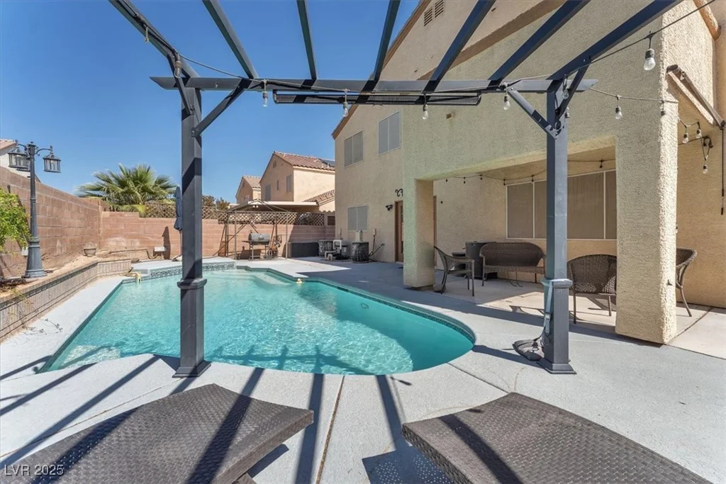 2104 Spanish Town, North Las Vegas, NV 89031