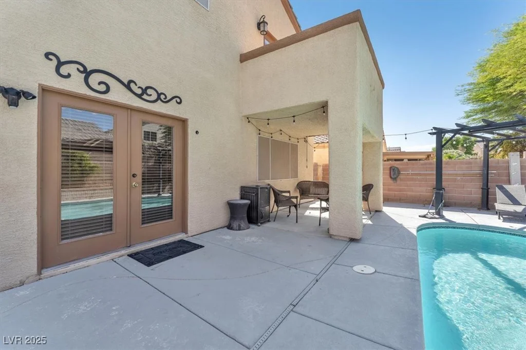 2104 Spanish Town, North Las Vegas, NV 89031