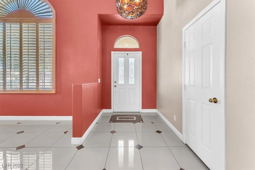 2104 Spanish Town, North Las Vegas, NV 89031