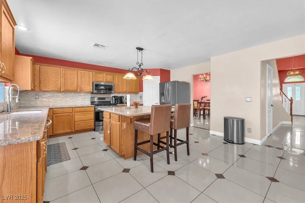 2104 Spanish Town, North Las Vegas, NV 89031
