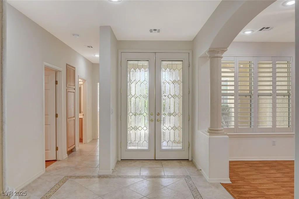 10302 CARA MIA, Las Vegas, NV 89135
