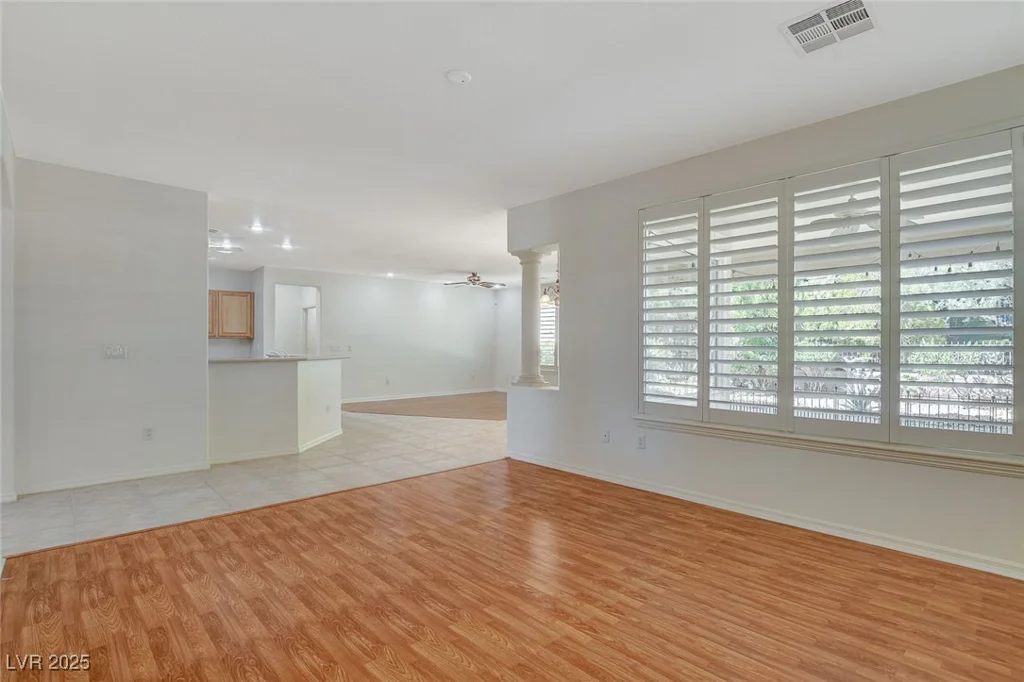 10302 CARA MIA, Las Vegas, NV 89135