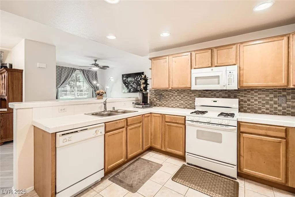2325 Windmill, Henderson, NV 89074
