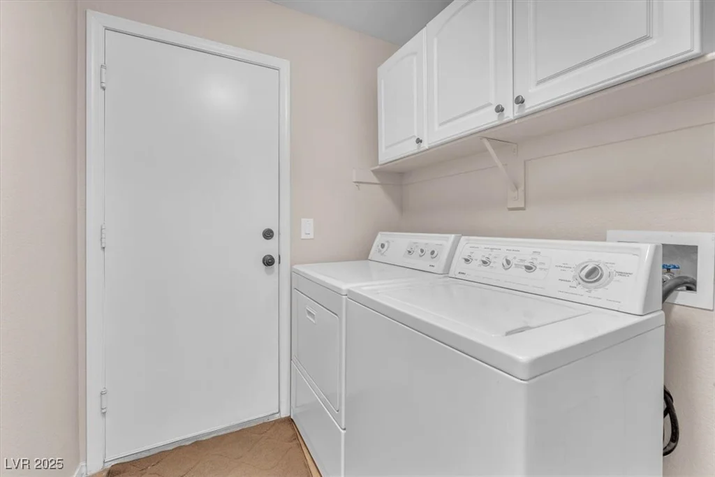 452 Waterwheel Falls, Henderson, NV 89015