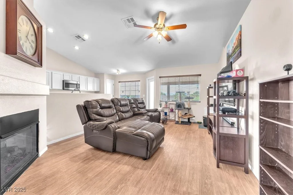 452 Waterwheel Falls, Henderson, NV 89015