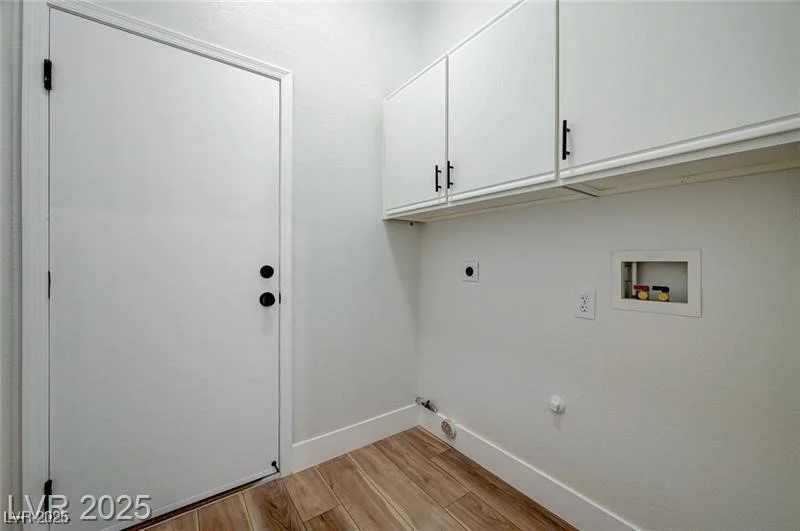 7460 Desert Flame, Las Vegas, NV 89149