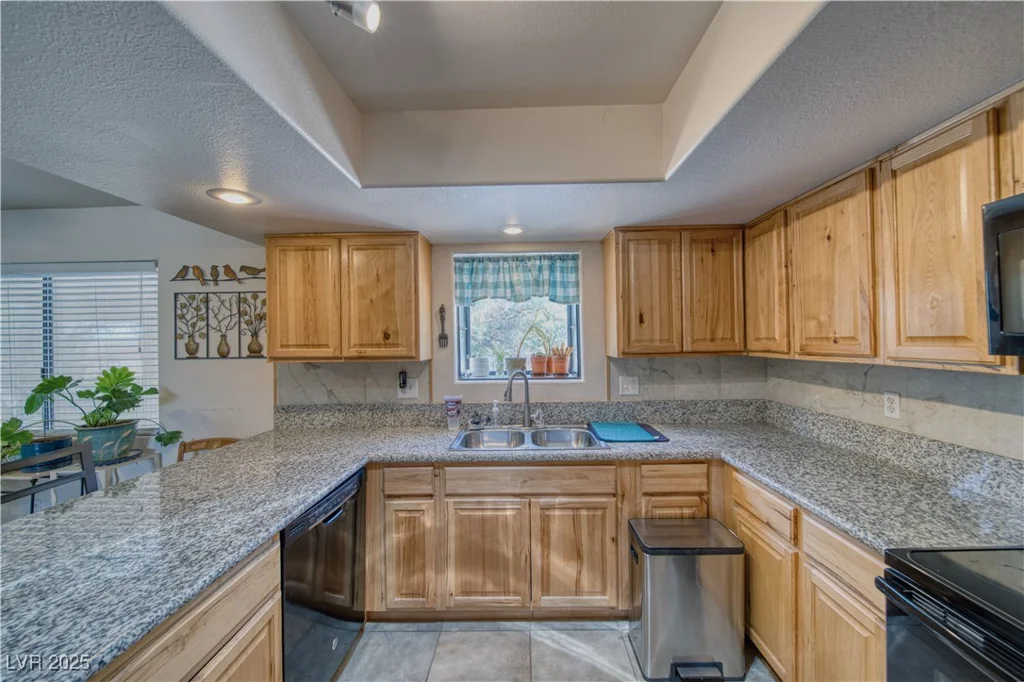 291 Hickory, Pahrump, NV 89048