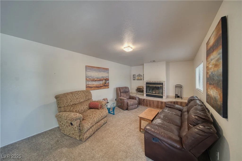 291 Hickory, Pahrump, NV 89048