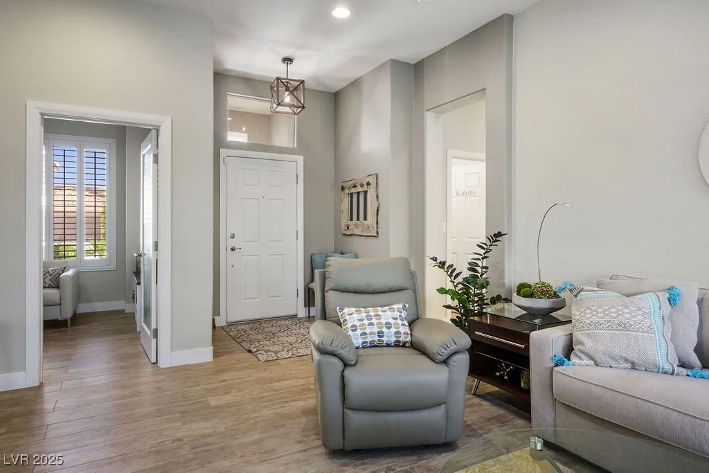 10301 Bent Brook, Las Vegas, NV 89134