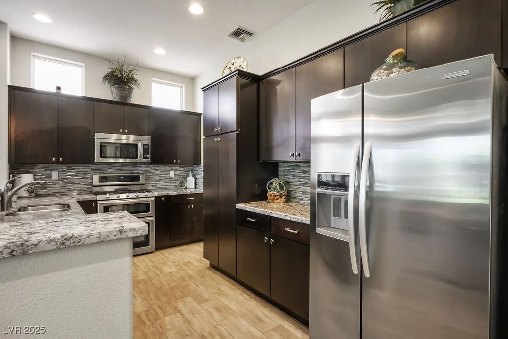 10301 Bent Brook, Las Vegas, NV 89134