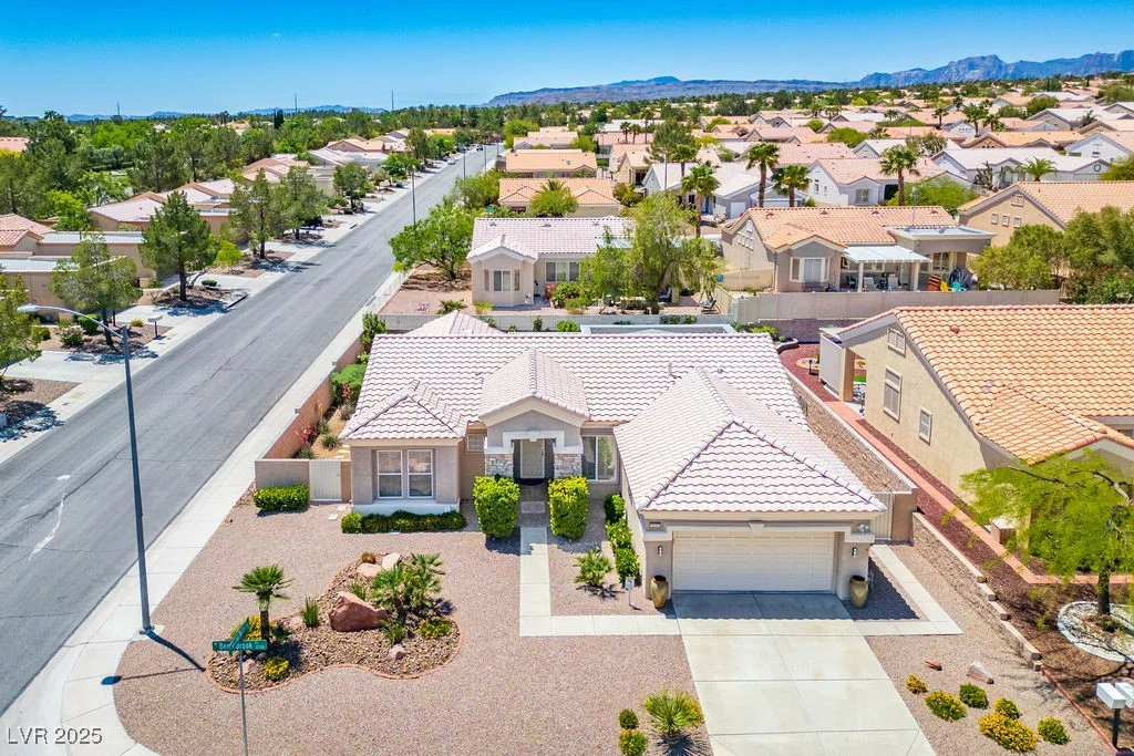 10301 Bent Brook, Las Vegas, NV 89134