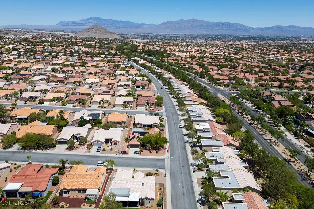10301 Bent Brook, Las Vegas, NV 89134