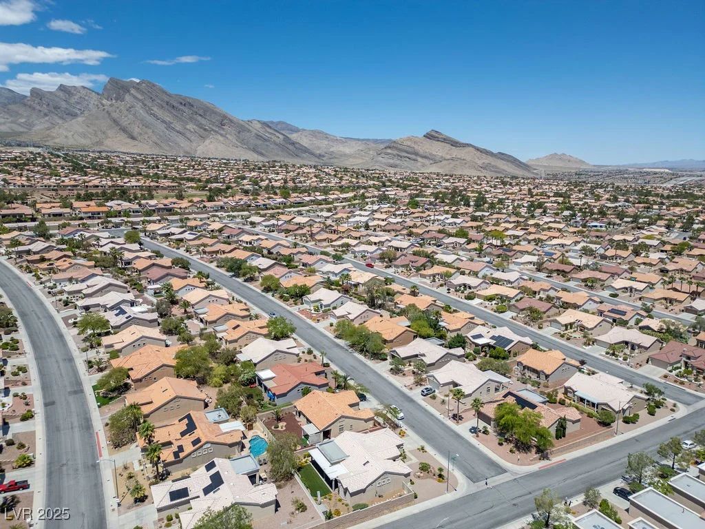 10301 Bent Brook, Las Vegas, NV 89134