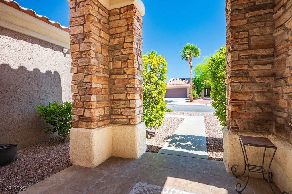 10301 Bent Brook, Las Vegas, NV 89134