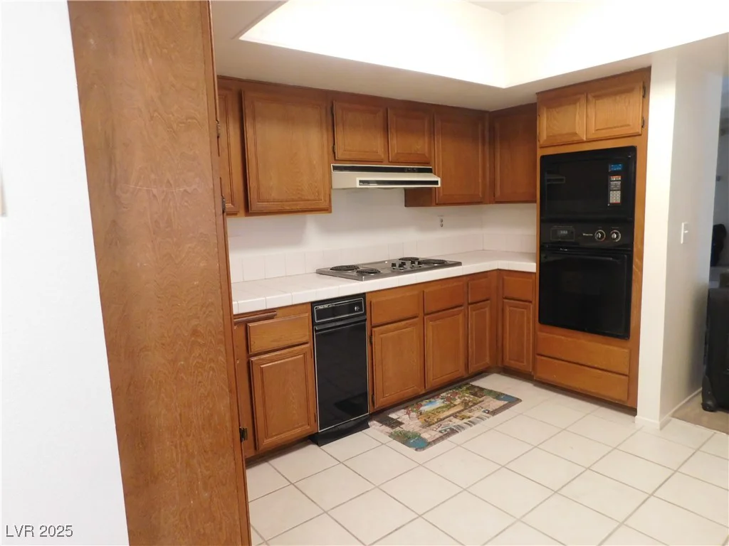 613 Cervantes, Henderson, NV 89014