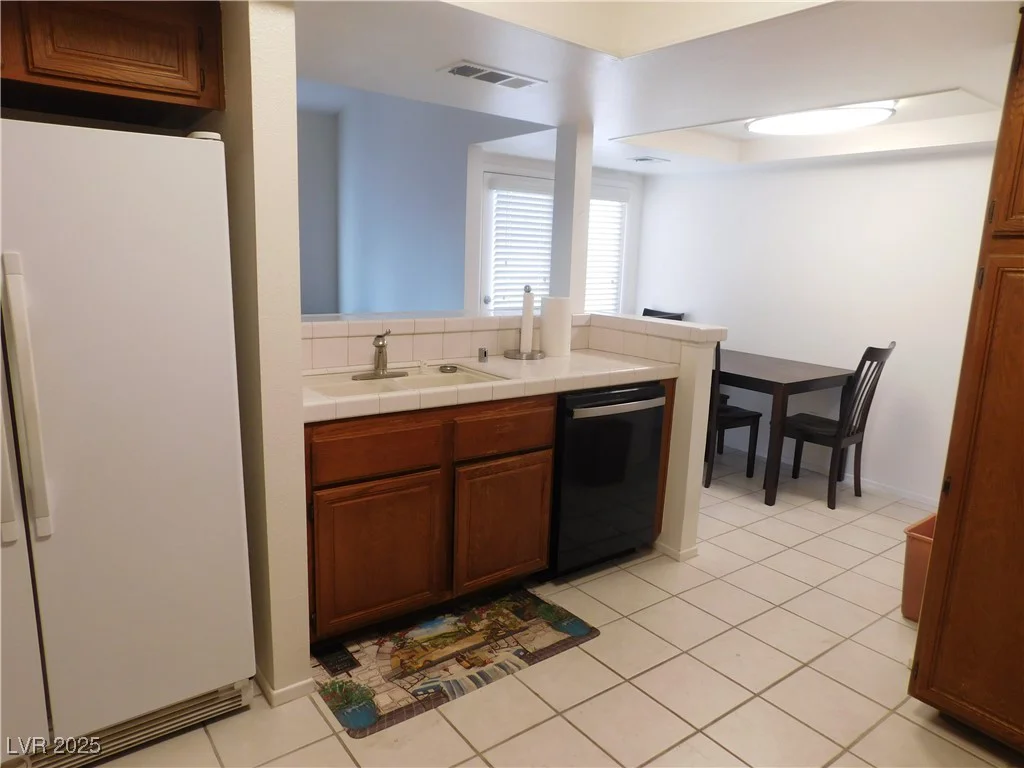 613 Cervantes, Henderson, NV 89014