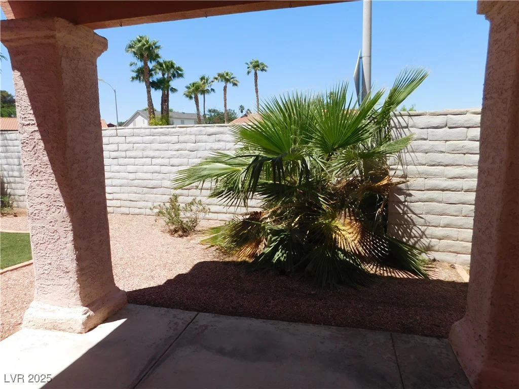 613 Cervantes, Henderson, NV 89014