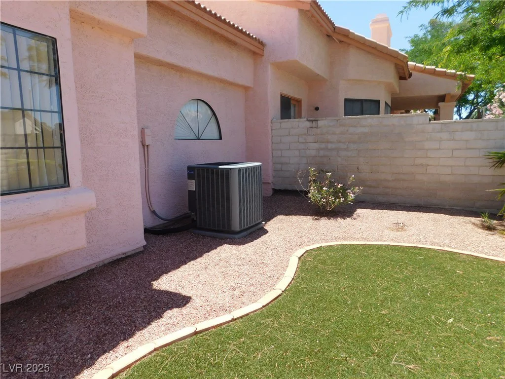613 Cervantes, Henderson, NV 89014