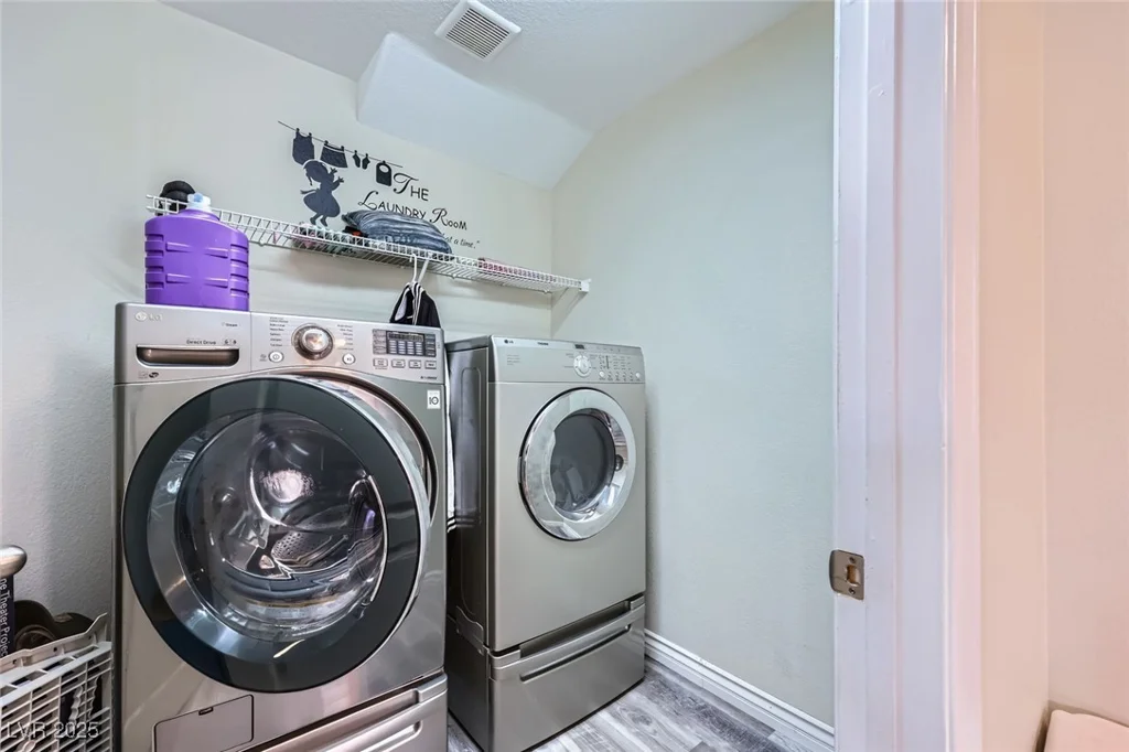 5502 Cinnamon, Las Vegas, NV 89122