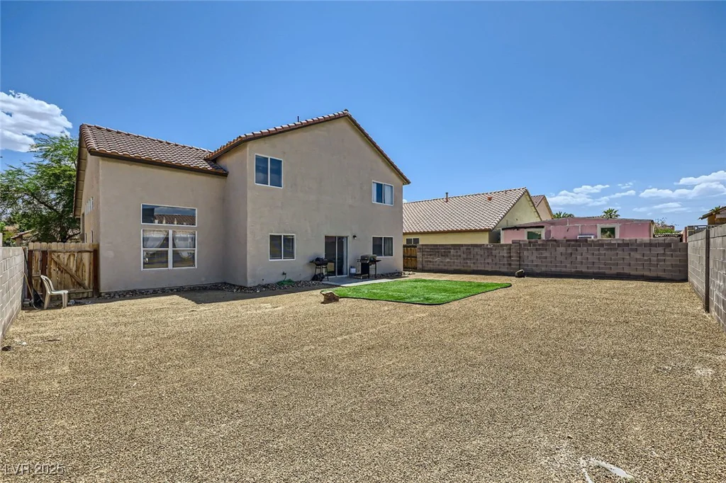5502 Cinnamon, Las Vegas, NV 89122