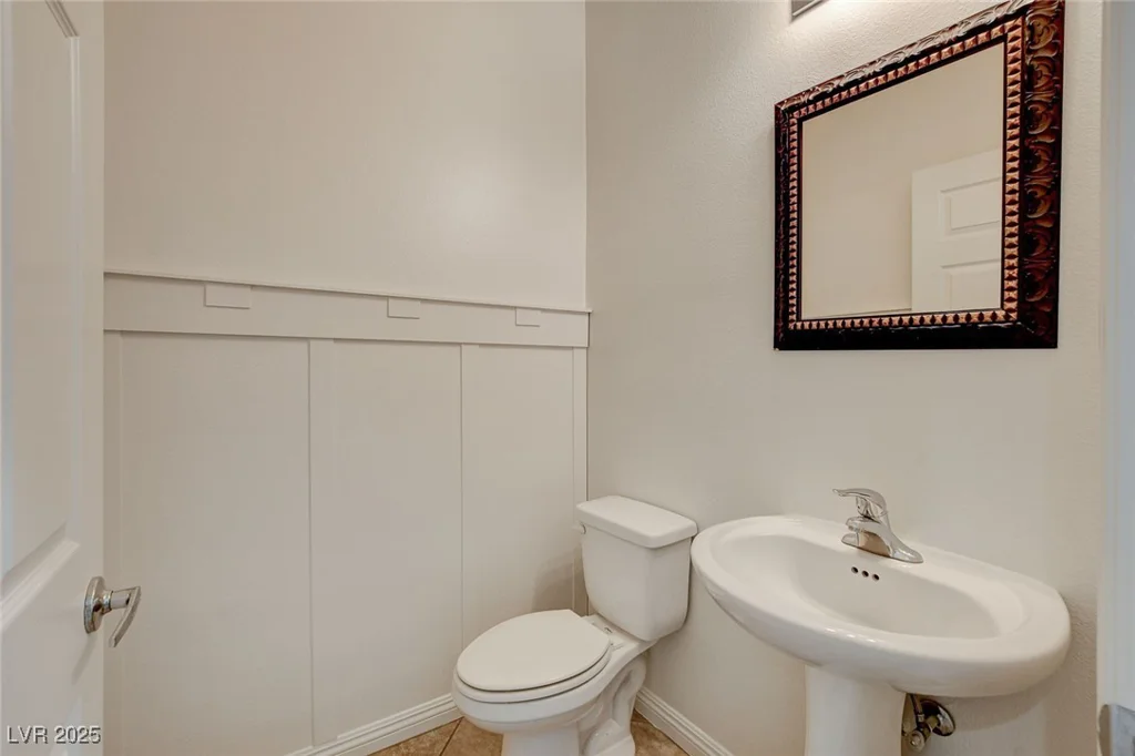 1055 Fish Pond, Henderson, NV 89014