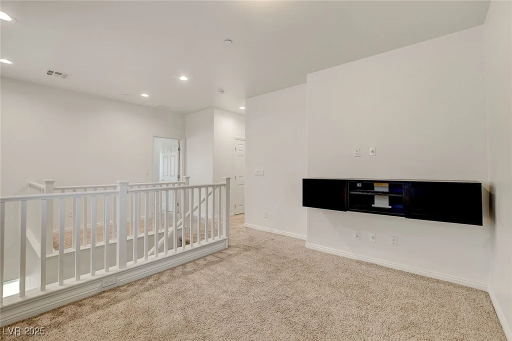 1055 Fish Pond, Henderson, NV 89014