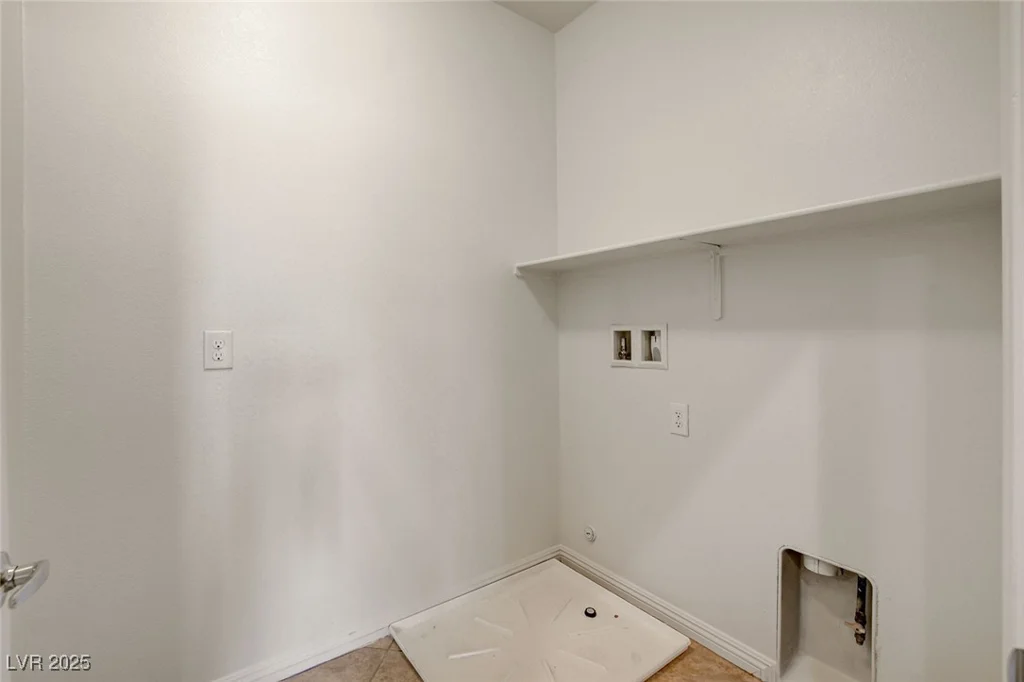 1055 Fish Pond, Henderson, NV 89014