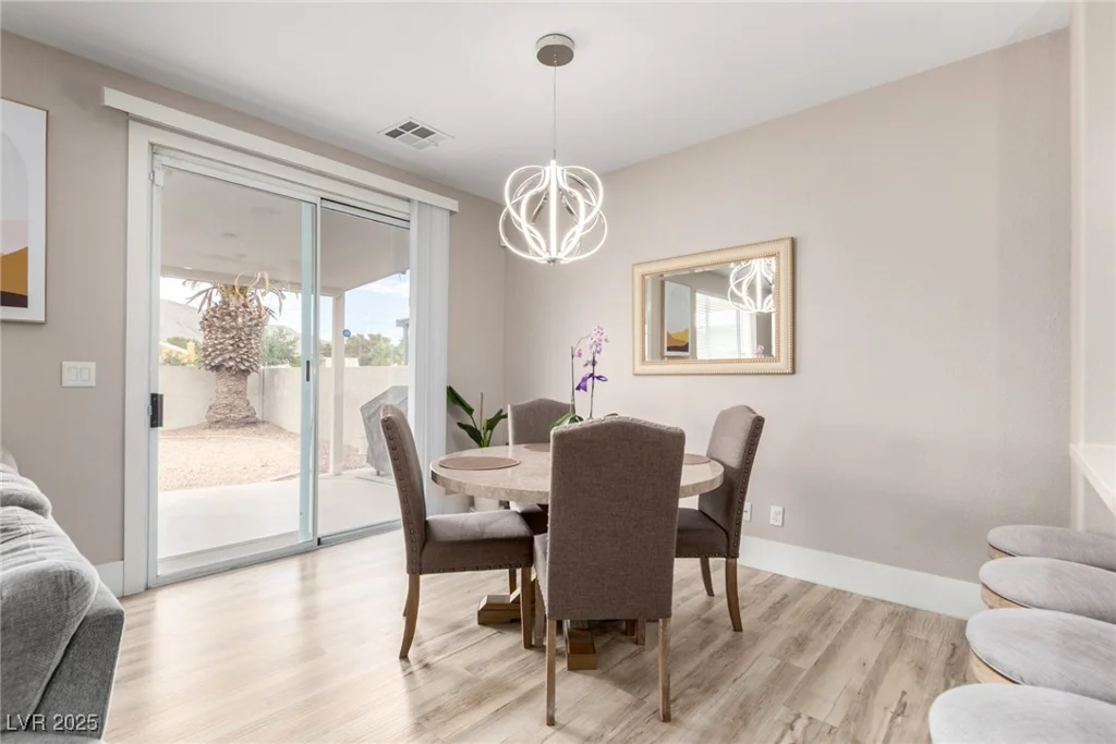 1360 Angel Falls, Las Vegas, NV 89142