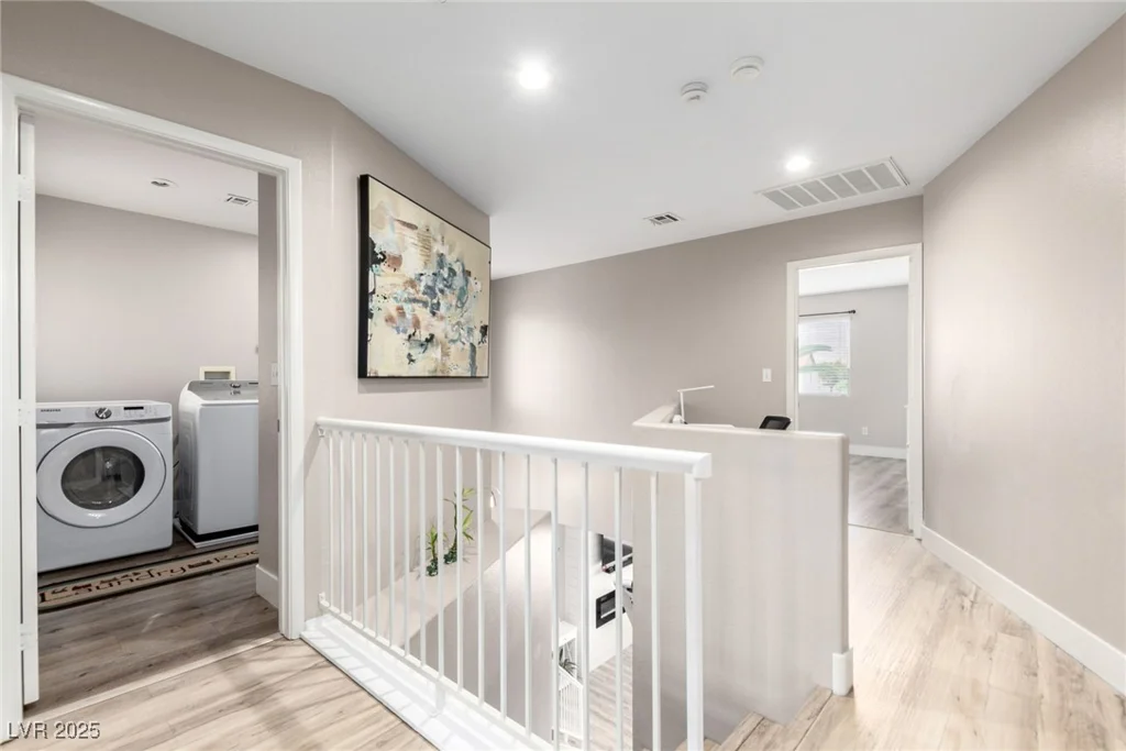 1360 Angel Falls, Las Vegas, NV 89142