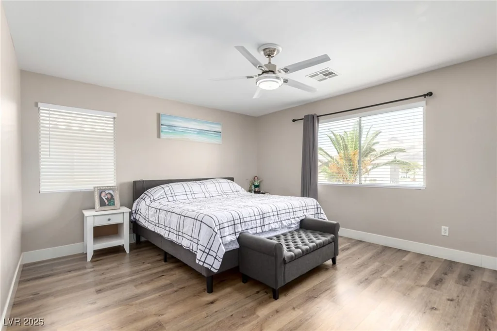 1360 Angel Falls, Las Vegas, NV 89142