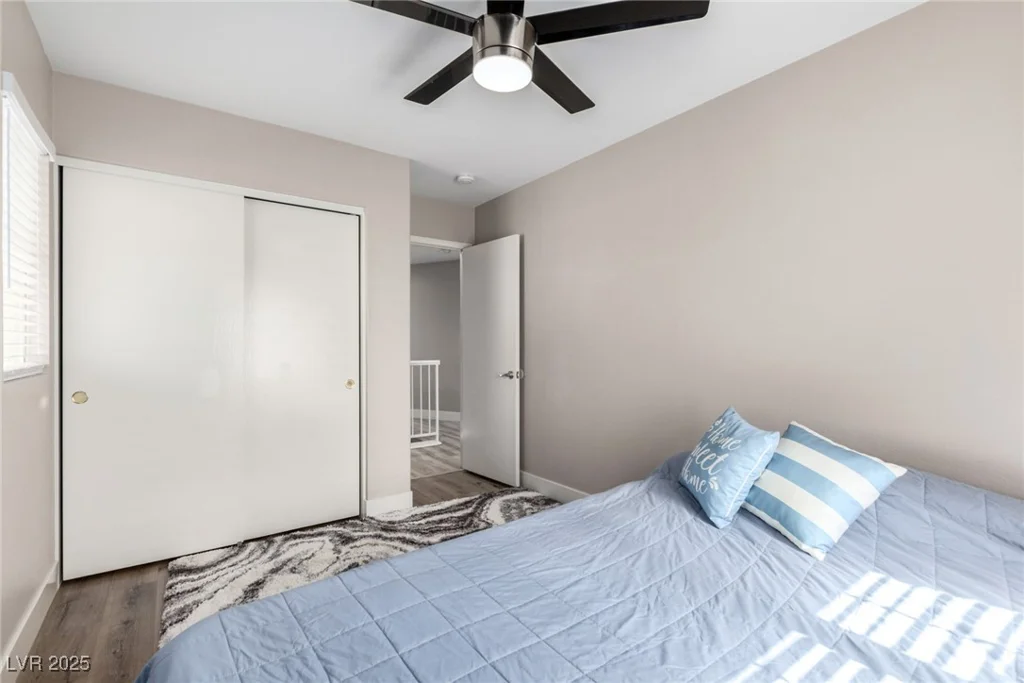 1360 Angel Falls, Las Vegas, NV 89142