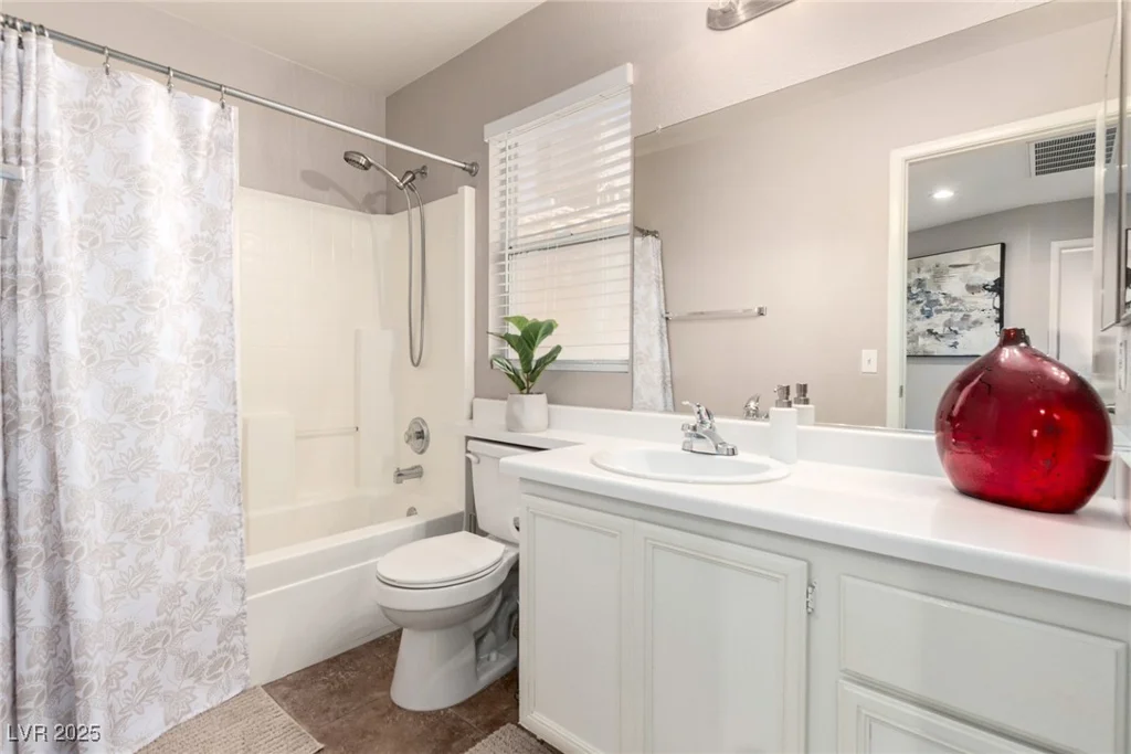 1360 Angel Falls, Las Vegas, NV 89142