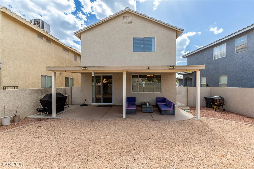 1360 Angel Falls, Las Vegas, NV 89142