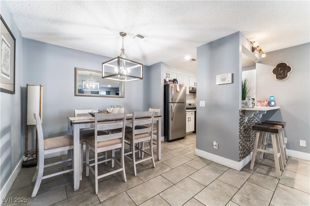 25 Colbath, Las Vegas, NV 89110