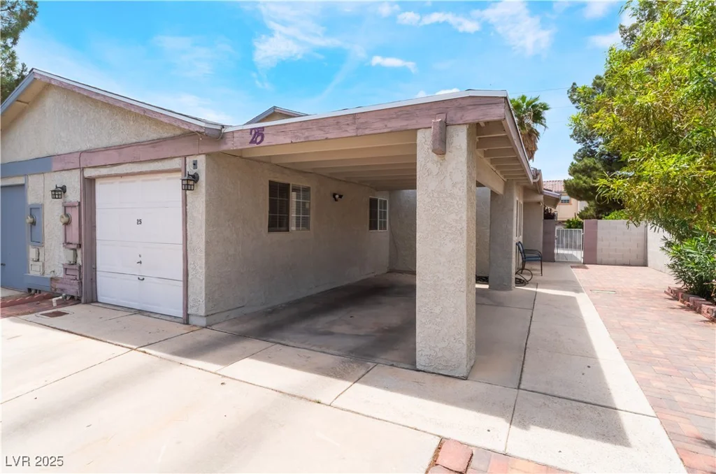 25 Colbath, Las Vegas, NV 89110