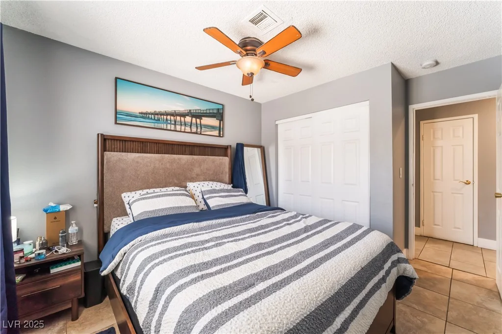 25 Colbath, Las Vegas, NV 89110