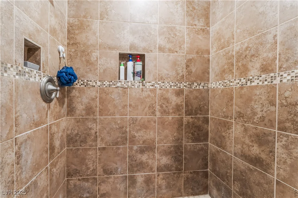 25 Colbath, Las Vegas, NV 89110