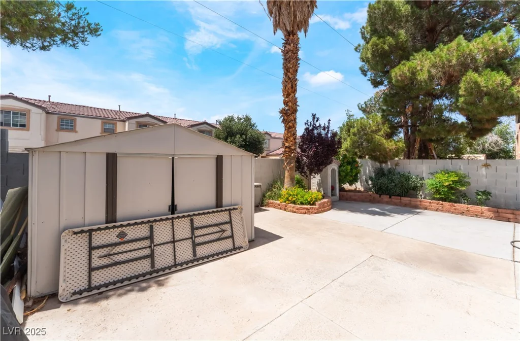 25 Colbath, Las Vegas, NV 89110